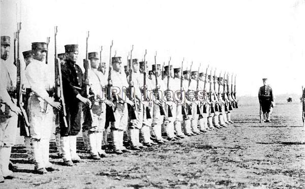 Japanese infantry troops