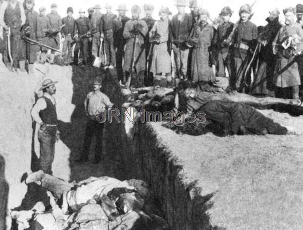 Mass burial site Sioux and Lakota corpses