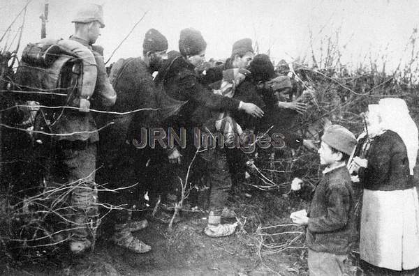 Captured Romanian soldiers, 1916