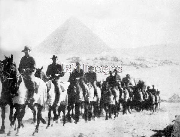 Australian troops in Egypt, 1916