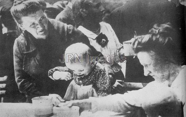 American food relief station in Vienna, 1918