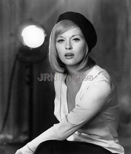 Faye Dunaway