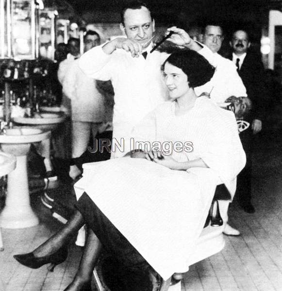 Barbershop in 1920