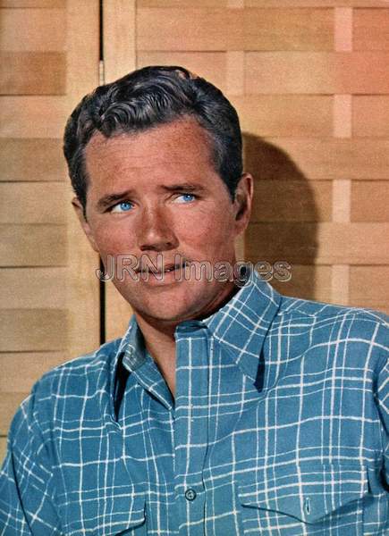 Howard Duff