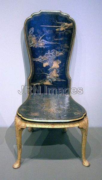 Hall Chair