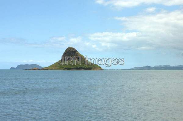 Mokoli'i Island (Chinaman's Hat); Ka'a'awa