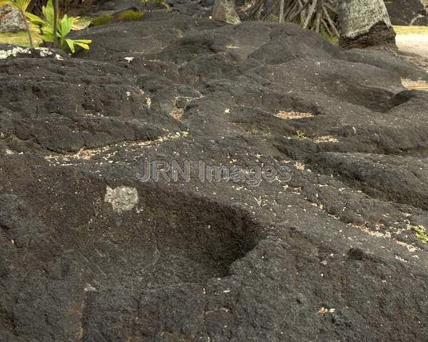 Kanoa (bowls carved in rock), Pu'uhonua o Honaunau...