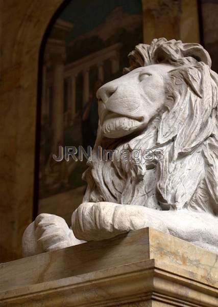 Lion statue at Boston Public Library