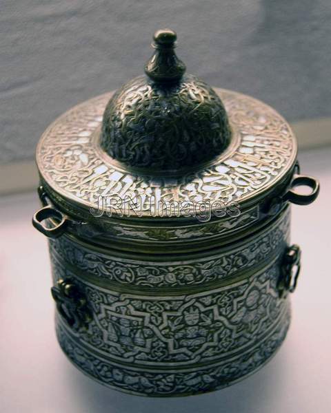 Inkwell and lid