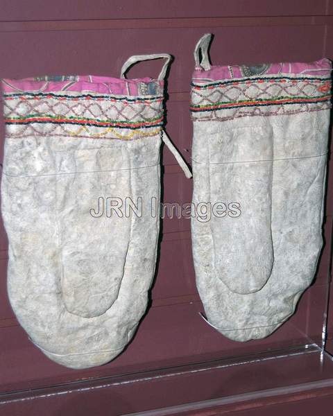 Indian Mittens