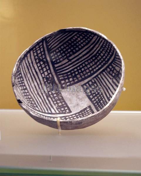 Ceramic bowl