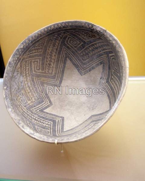 Ceramic bowl