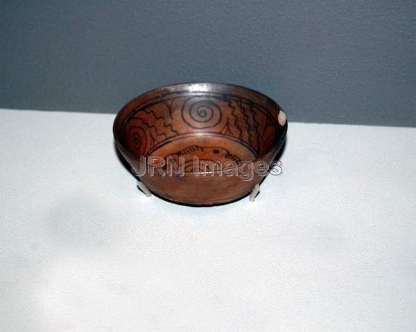 Ceramic spinning bowl