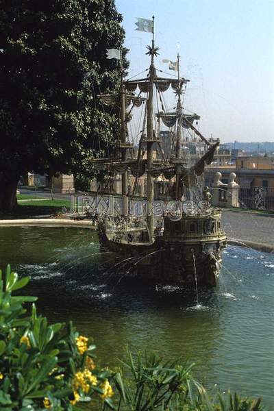 Galleon fountain