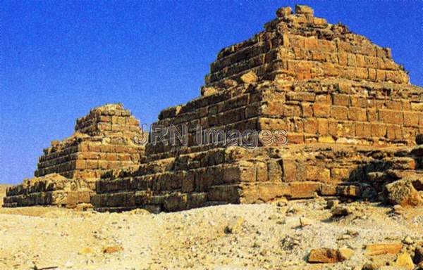 Secondary pyramid Pyramid of Menkaure