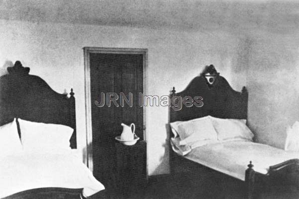 Guest Bedroom Where John Wilkes Booth Slept Overnight